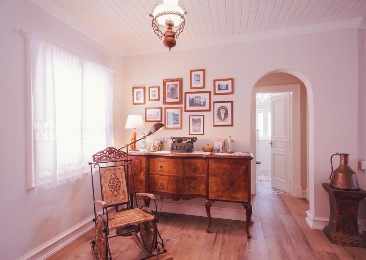 The Durrell White House Villa Калами Екстериор снимка